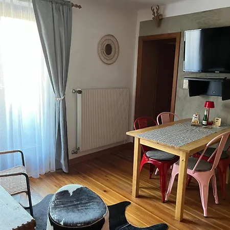 4 Elements Appartmenthaus Monarda アパート *