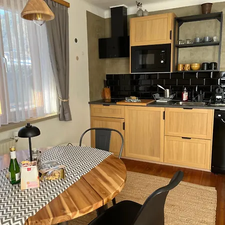 4 Elements Appartmenthaus Monarda アパート