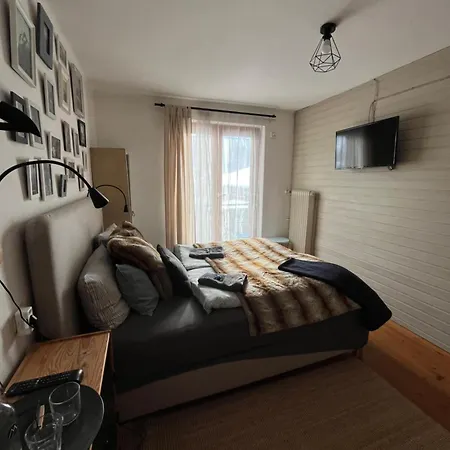 4 Elements Appartmenthaus Monarda フラッハウ